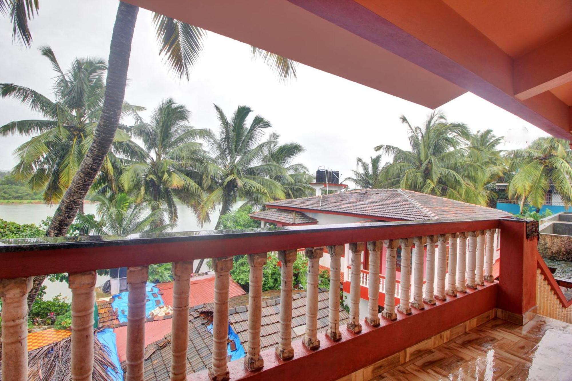Hotel O Ferns Guest House Calangute Esterno foto