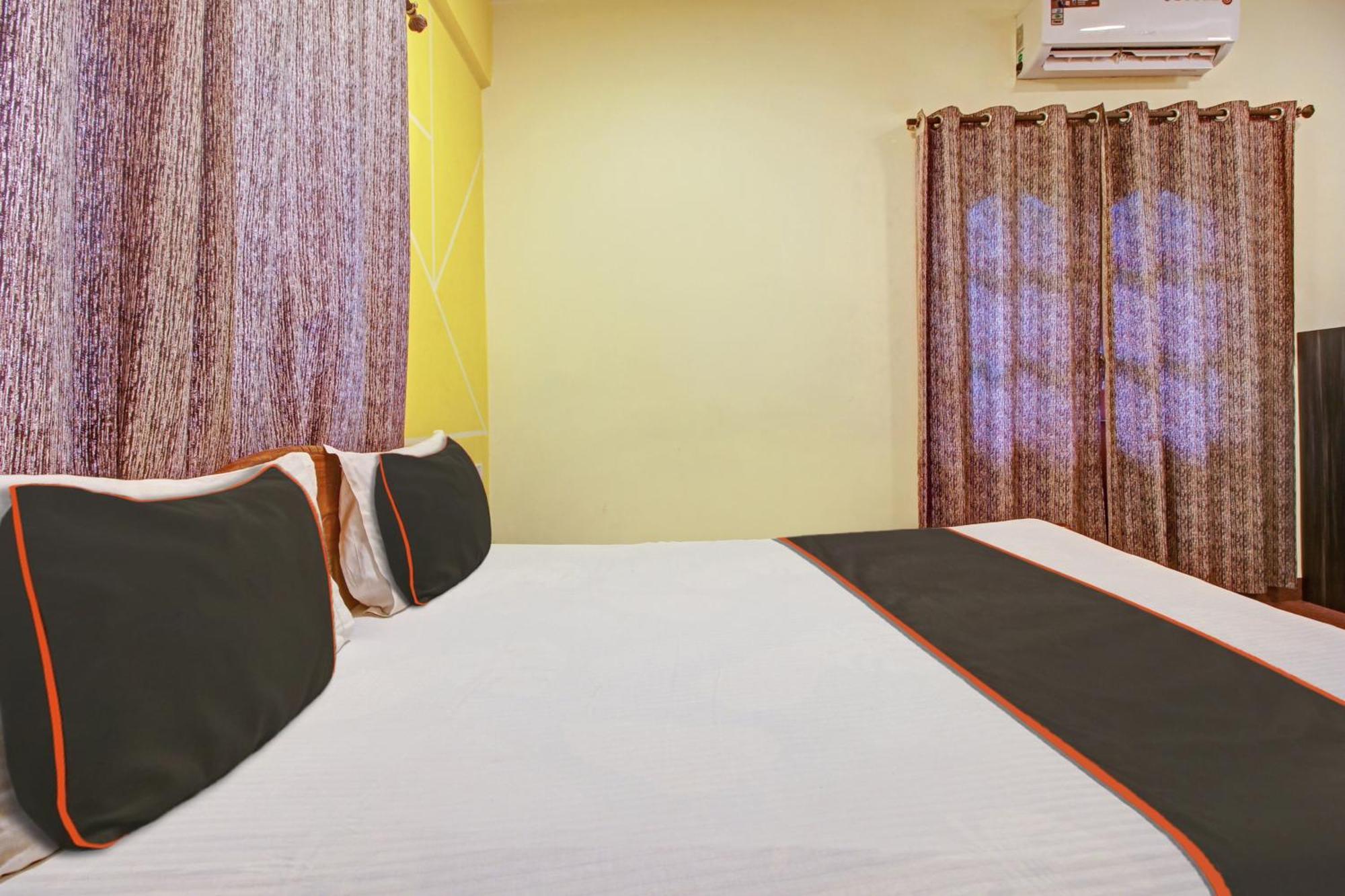 Hotel O Ferns Guest House Calangute Esterno foto
