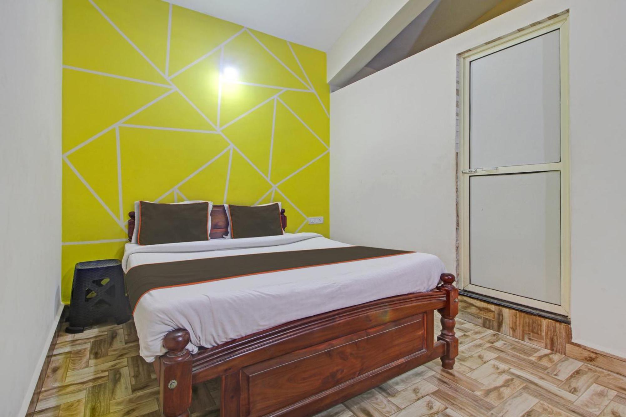 Hotel O Ferns Guest House Calangute Esterno foto