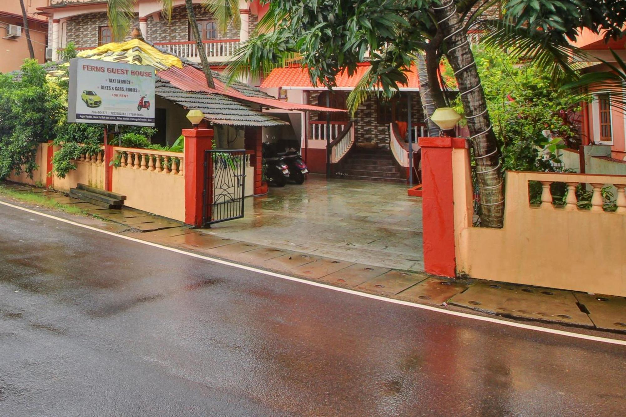 Hotel O Ferns Guest House Calangute Esterno foto